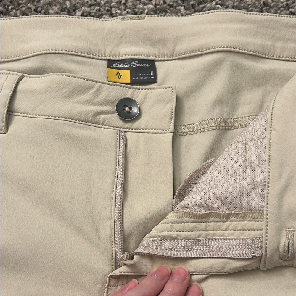 Eddie Bauer Women's Tan Cargo Shorts - Picture 3 of 7